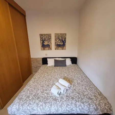 Center 2t Apartamento *